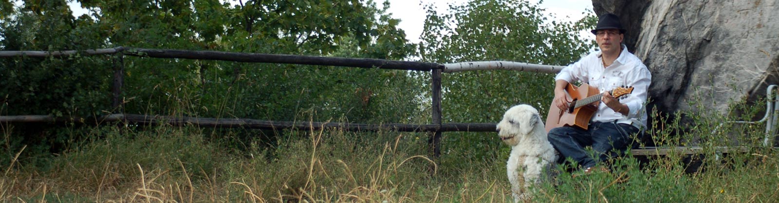 Andreas Thust - Gitarre und Gesang